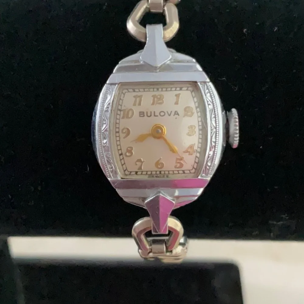 Bulova Watch 10K Gold La Petite Vintage Women Art Deco 1940s For Repair Or Parts